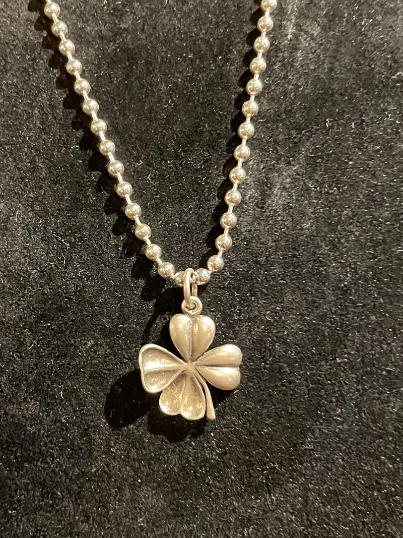 Charming Black Diamond Four Leaf Clover Necklace in14k Real Gold